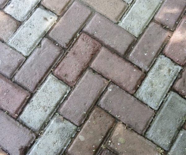 brick-2133092_1280